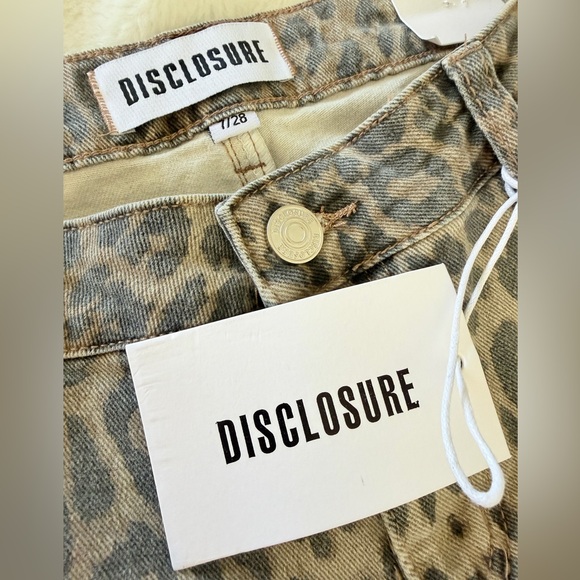 Disclosure Low-Rise Baggy Cargo Leopard Print Jeans - Size 7/28 - Picture 8 of 12
